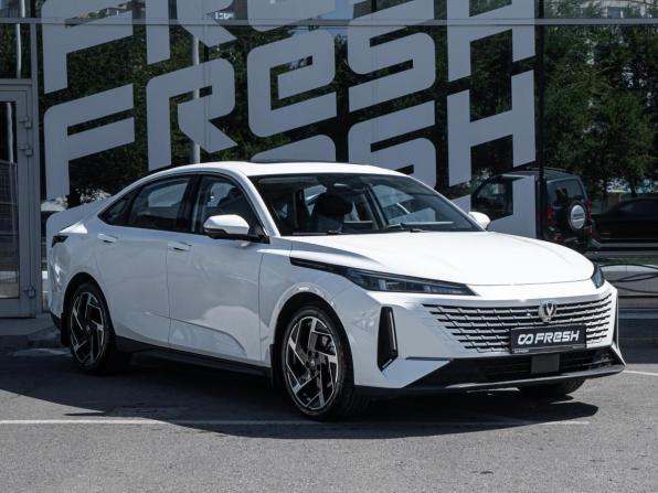 Changan Lamore с пробегом 2024 года, цена 2 089 000 рублей, 15317 км, седан, Автокод Объявления