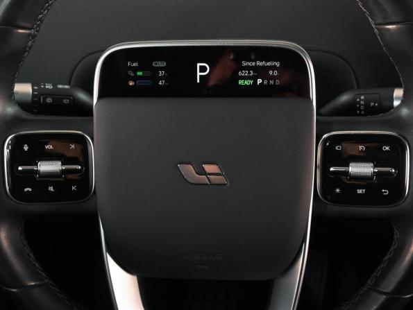 Li Auto (Lixiang) L7 I с пробегом 2023 года, цена 6 339 000 рублей, 57185 км, внедорожник, Автокод Объявления