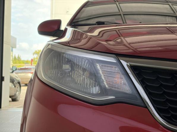 Kia Rio III Рестайлинг с пробегом 2015 года, цена 999 000 рублей, 174244 км, седан, Автокод Объявления
