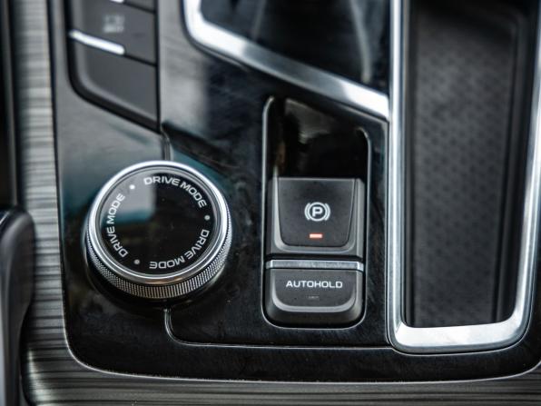 Geely Atlas Pro с пробегом 2021 года, цена 1 878 000 рублей, 38799 км, внедорожник, Автокод Объявления