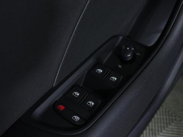 Audi A3 III (8V) Рестайлинг с пробегом 2020 года, цена 2 000 000 рублей, 96892 км, седан, Автокод Объявления