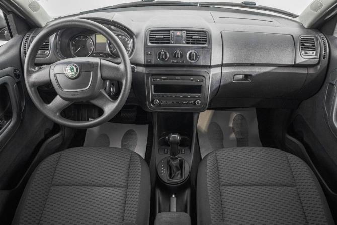 Skoda Fabia II Рестайлинг с пробегом 2012 года, цена 849 000 рублей, 189000 км, хэтчбек, Автокод Объявления