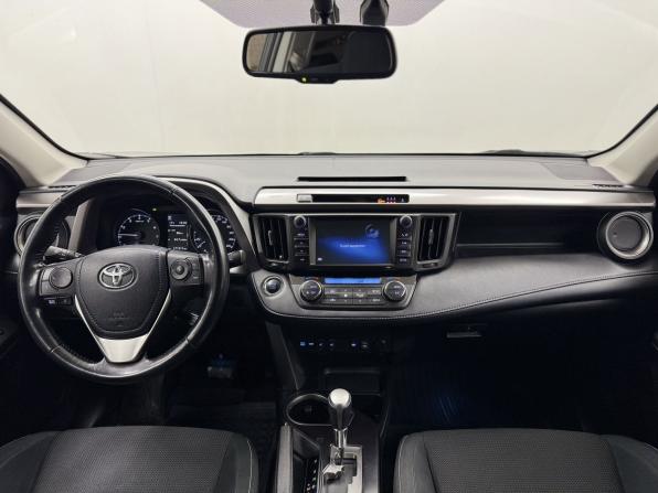 Toyota RAV4 IV (XA40) Рестайлинг с пробегом 2019 года, цена 2 300 000 рублей, 171510 км, внедорожник, Автокод Объявления