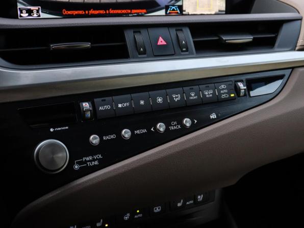 Lexus ES VII с пробегом 2020 года, цена 4 237 000 рублей, 67067 км, седан, Автокод Объявления