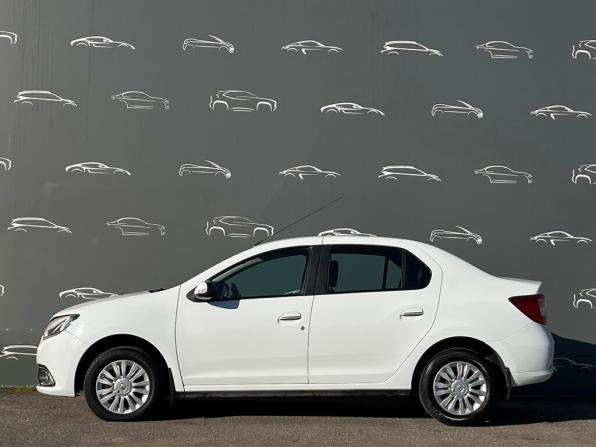 Renault Logan II с пробегом 2015 года, цена 859 700 рублей, 55956 км, седан, Автокод Объявления