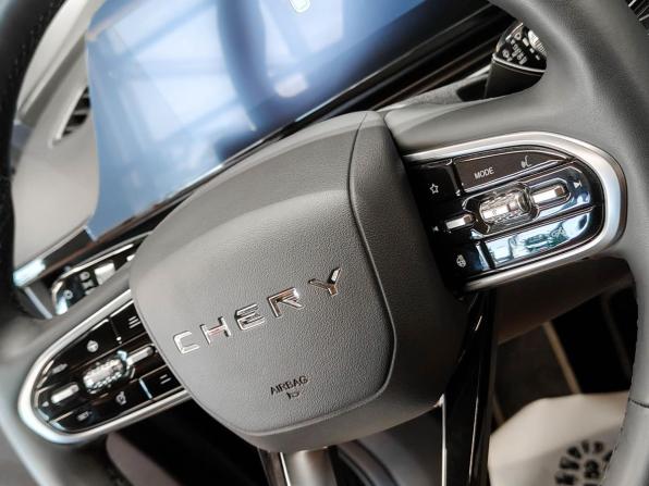 Omoda C5 I с пробегом 2022 года, цена 1 627 000 рублей, 51658 км, внедорожник, Автокод Объявления