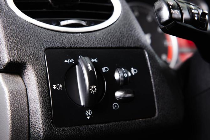 Ford Focus II с пробегом 2007 года, цена 599 000 рублей, 250150 км, седан, Автокод Объявления