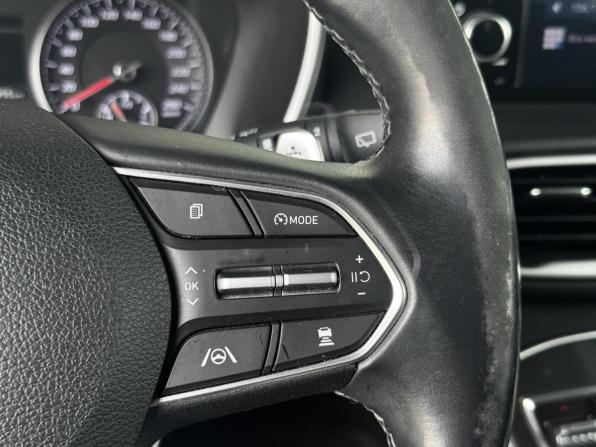 Hyundai Santa Fe IV Рестайлинг с пробегом 2021 года, цена 2 895 000 рублей, 147955 км, внедорожник, Автокод Объявления