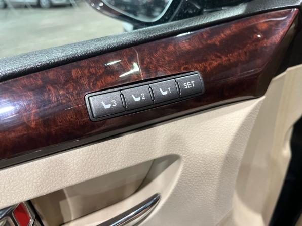 Lexus LX III с пробегом 2008 года, цена 2 590 000 рублей, 246747 км, внедорожник, Автокод Объявления