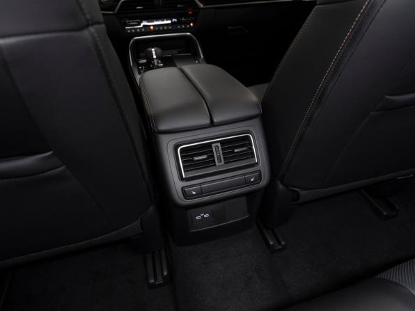 Mazda CX-60 с пробегом 2025 года, цена 6 800 000 рублей, 50 км, внедорожник, Автокод Объявления