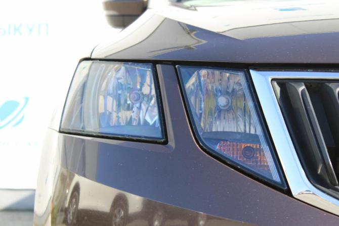 Skoda Octavia III (A7) Рестайлинг с пробегом 2018 года, цена 1 750 000 рублей, 164000 км, лифтбек, Автокод Объявления