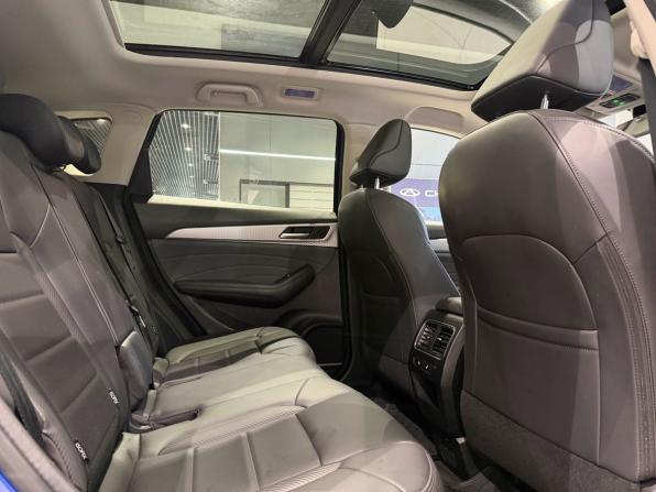 Haval F7 I Рестайлинг с пробегом 2023 года, цена 2 200 000 рублей, 22102 км, внедорожник, Автокод Объявления
