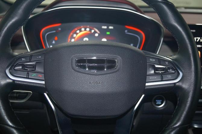 Geely Coolray I с пробегом 2023 года, цена 1 830 000 рублей, 55000 км, внедорожник, Автокод Объявления