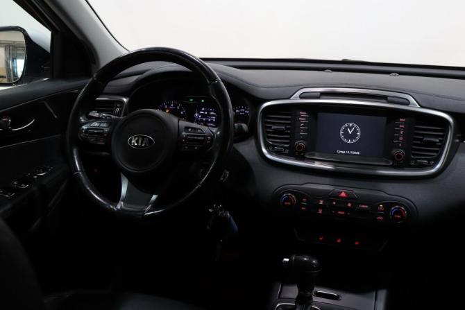 Kia Sorento III Prime Рестайлинг с пробегом 2017 года, цена 2 793 000 рублей, 55287 км, внедорожник, Автокод Объявления
