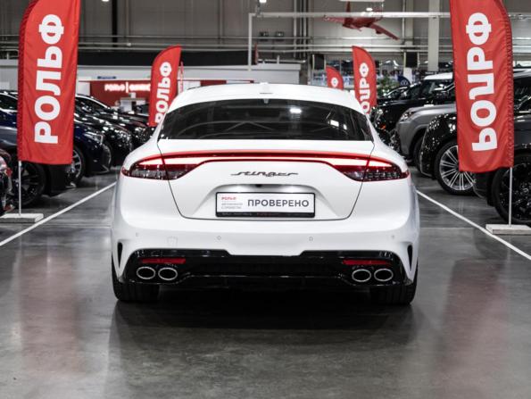 Kia Stinger I Рестайлинг с пробегом 2023 года, цена 3 850 000 рублей, 44521 км, лифтбек, Автокод Объявления