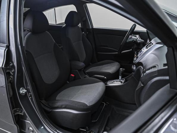 Hyundai Solaris I с пробегом 2013 года, цена 899 000 рублей, 177237 км, седан, Автокод Объявления