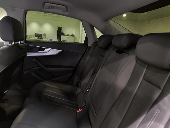 Audi A4 V (B9) Рестайлинг с пробегом 2020 года, цена 2 979 000 рублей, 155552 км, седан, Автокод Объявления