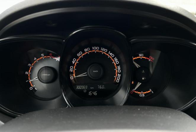 Lada (ВАЗ) Vesta I с пробегом 2021 года, цена 755 000 рублей, 300925 км, седан, Автокод Объявления
