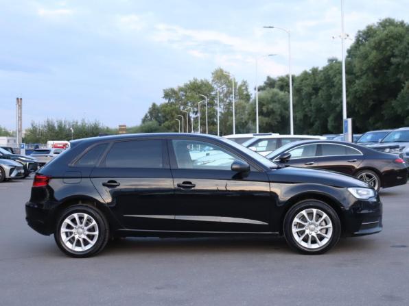 Audi A3 III (8V) с пробегом 2015 года, цена 1 144 000 рублей, 167539 км, хэтчбек, Автокод Объявления