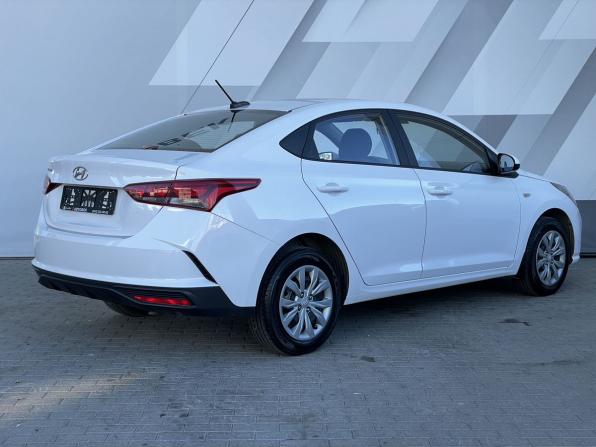 Hyundai Solaris II Рестайлинг с пробегом 2022 года, цена 1 560 000 рублей, 103220 км, седан, Автокод Объявления