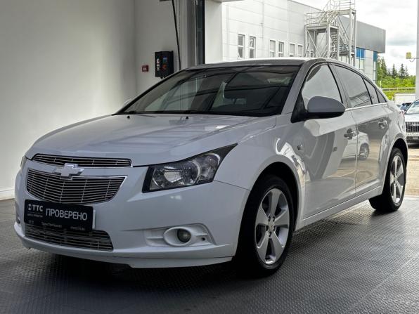 Chevrolet Cruze I с пробегом 2012 года, цена 655 000 рублей, 269102 км, седан, Автокод Объявления