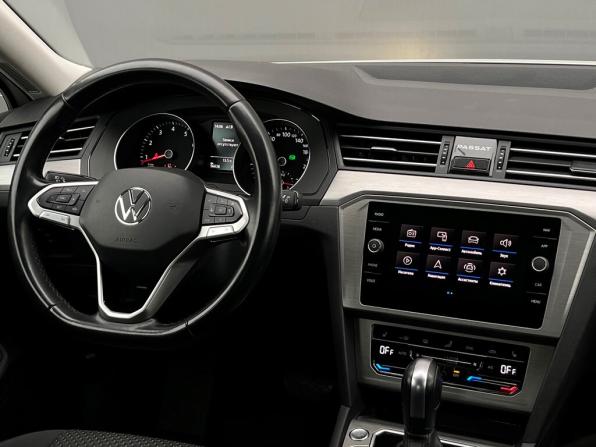 Volkswagen Passat B8 Рестайлинг с пробегом 2020 года, цена 2 422 100 рублей, 56638 км, седан, Автокод Объявления