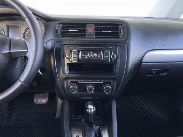Volkswagen Jetta VI с пробегом 2012 года, цена 698 000 рублей, 236000 км, седан, Автокод Объявления