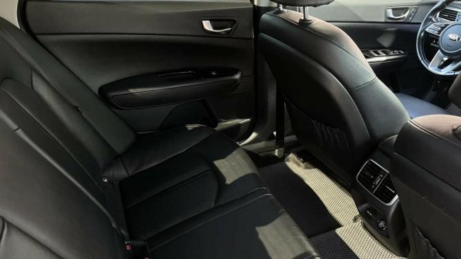 Kia Optima IV Рестайлинг с пробегом 2018 года, цена 1 975 000 рублей, 124716 км, седан, Автокод Объявления