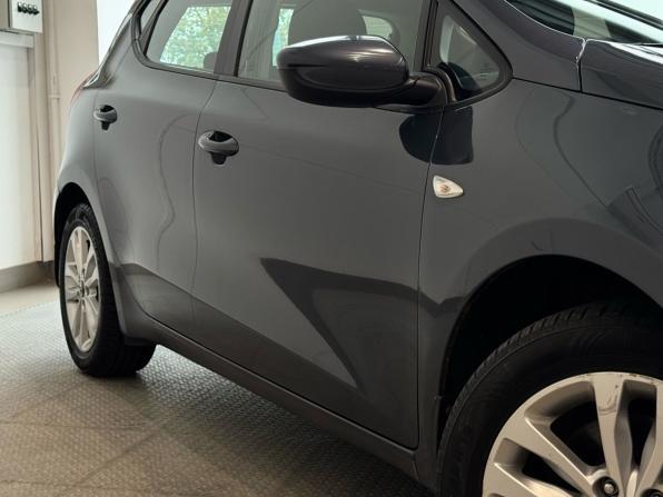Kia Ceed II Рестайлинг с пробегом 2015 года, цена 1 060 000 рублей, 171000 км, хэтчбек, Автокод Объявления