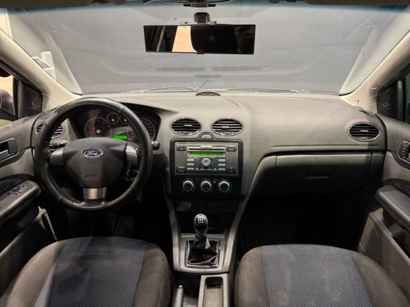 Ford Focus II с пробегом 2007 года, цена 214 000 рублей, 200000 км, седан, Автокод Объявления