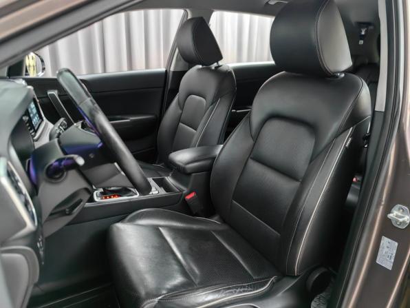 Kia Sportage IV Рестайлинг с пробегом 2019 года, цена 2 128 000 рублей, 125000 км, внедорожник, Автокод Объявления