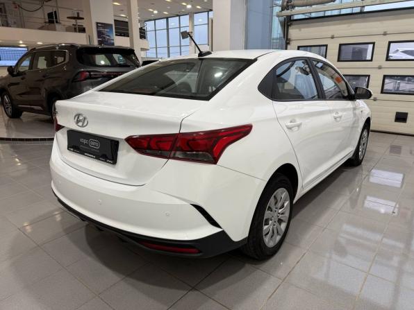 Hyundai Solaris II Рестайлинг с пробегом 2020 года, цена 1 615 000 рублей, 43775 км, седан, Автокод Объявления