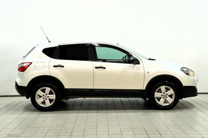Nissan Qashqai I Рестайлинг с пробегом 2013 года, цена 1 070 000 рублей, 90881 км, внедорожник, Автокод Объявления