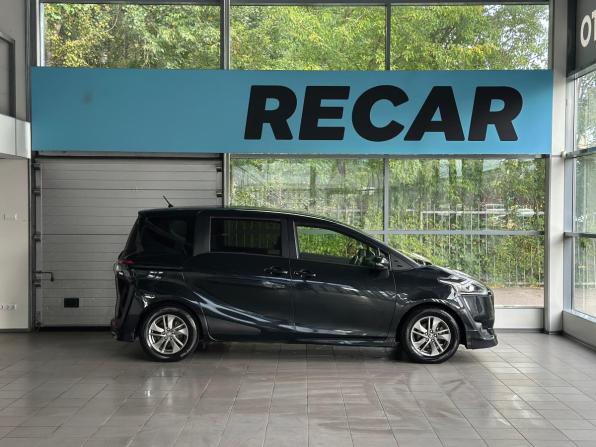 Toyota Sienta II с пробегом 2018 года, цена 1 520 000 рублей, 59744 км, минивэн, Автокод Объявления