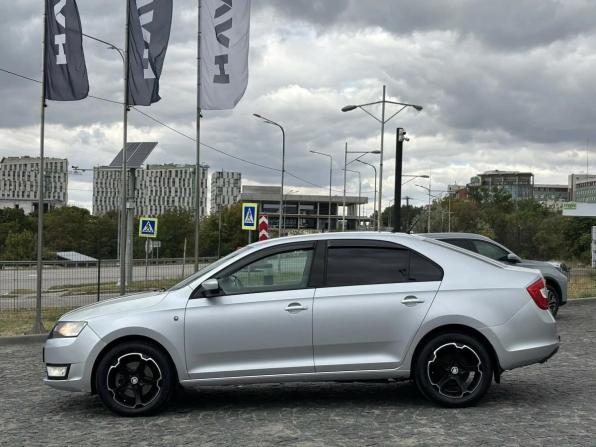 Skoda Rapid I с пробегом 2013 года, цена 790 000 рублей, 238710 км, лифтбек, Автокод Объявления