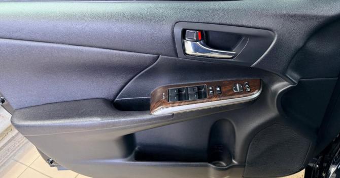 Toyota Camry VII (XV50) Рестайлинг с пробегом 2016 года, цена 2 030 000 рублей, 321421 км, седан, Автокод Объявления