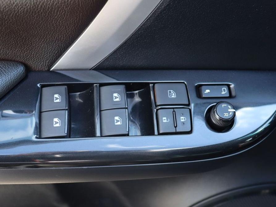 Toyota Fortuner II Москва  - изображение 11