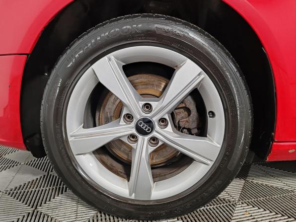 Audi A4 IV (B8) Рестайлинг с пробегом 2014 года, цена 1 349 000 рублей, 127901 км, седан, Автокод Объявления