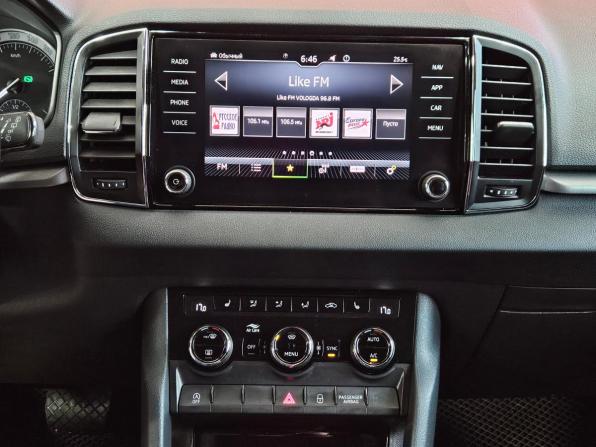 Skoda Karoq I с пробегом 2021 года, цена 1 845 000 рублей, 210369 км, внедорожник, Автокод Объявления
