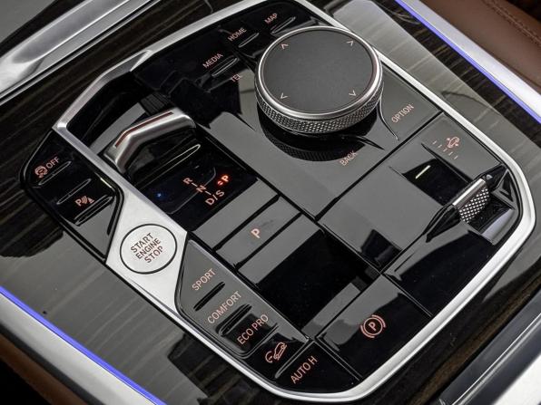 BMW X7 I (G07) Рестайлинг с пробегом 2023 года, цена 12 500 000 рублей, 43796 км, внедорожник, Автокод Объявления