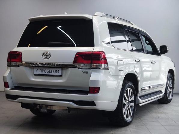 Toyota Land Cruiser 200 Series Рестайлинг 2 с пробегом 2016 года, цена 6 690 000 рублей, 94129 км, внедорожник, Автокод Объявления