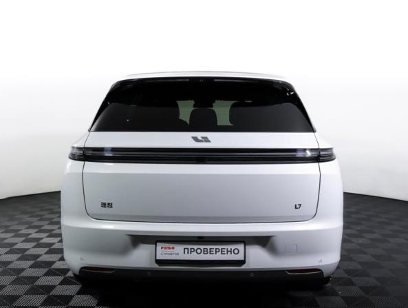Li Auto (Lixiang) L7 I с пробегом 2023 года, цена 6 390 000 рублей, 23769 км, внедорожник, Автокод Объявления