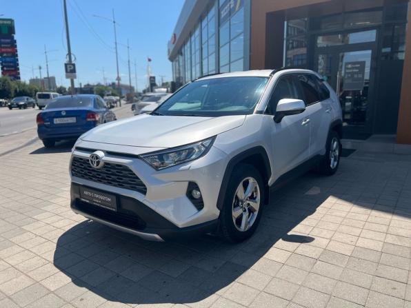 Toyota RAV4 V (XA50) с пробегом 2021 года, цена 2 900 000 рублей, 32000 км, внедорожник, Автокод Объявления