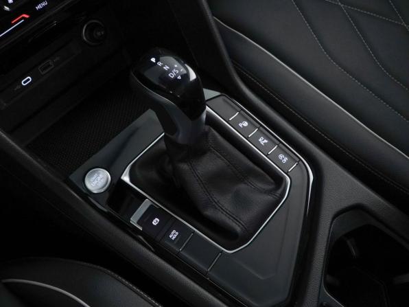 Volkswagen Tiguan II Рестайлинг (China Market) с пробегом 2024 года, цена 3 899 000 рублей, 15518 км, внедорожник, Автокод Объявления