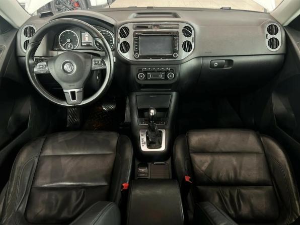 Volkswagen Tiguan I Рестайлинг с пробегом 2012 года, цена 1 095 000 рублей, 302492 км, внедорожник, Автокод Объявления
