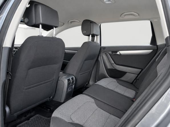 Volkswagen Passat B7 с пробегом 2014 года, цена 1 349 000 рублей, 194368 км, универсал, Автокод Объявления