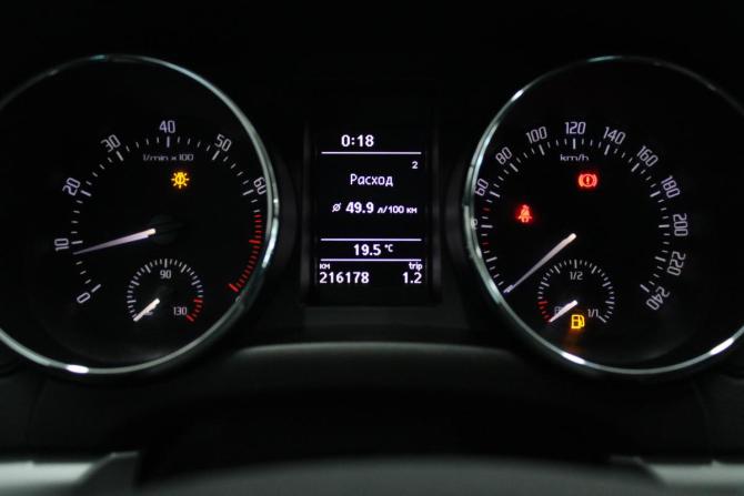 Skoda Yeti I с пробегом 2010 года, цена 873 000 рублей, 215000 км, внедорожник, Автокод Объявления