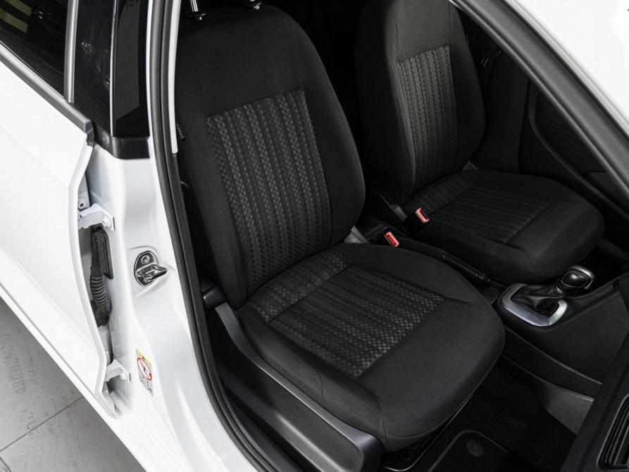 Volkswagen Polo V Рестайлинг Тюмень  - изображение 16