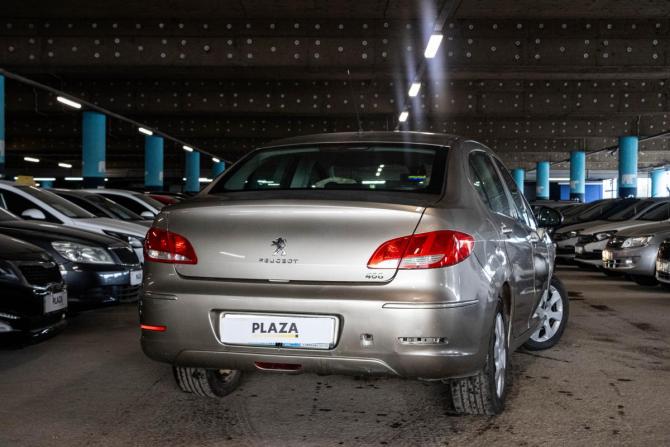 Peugeot 408 I с пробегом 2012 года, цена 550 000 рублей, 195002 км, седан, Автокод Объявления