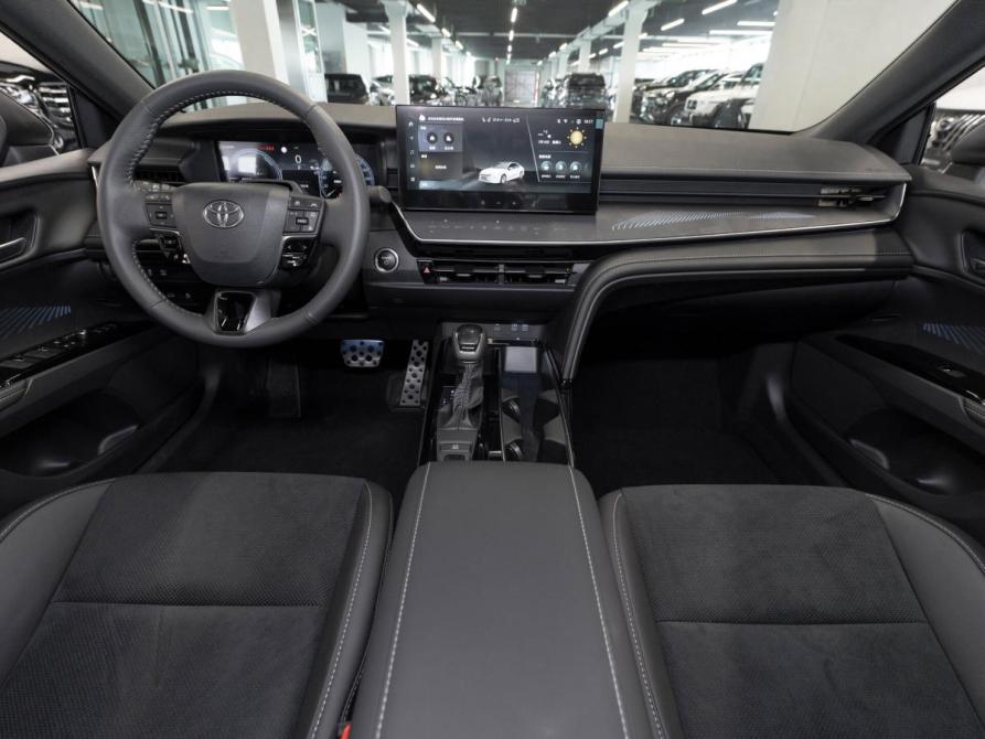 Toyota Camry IX (XV80) China Market Москва  - изображение 8